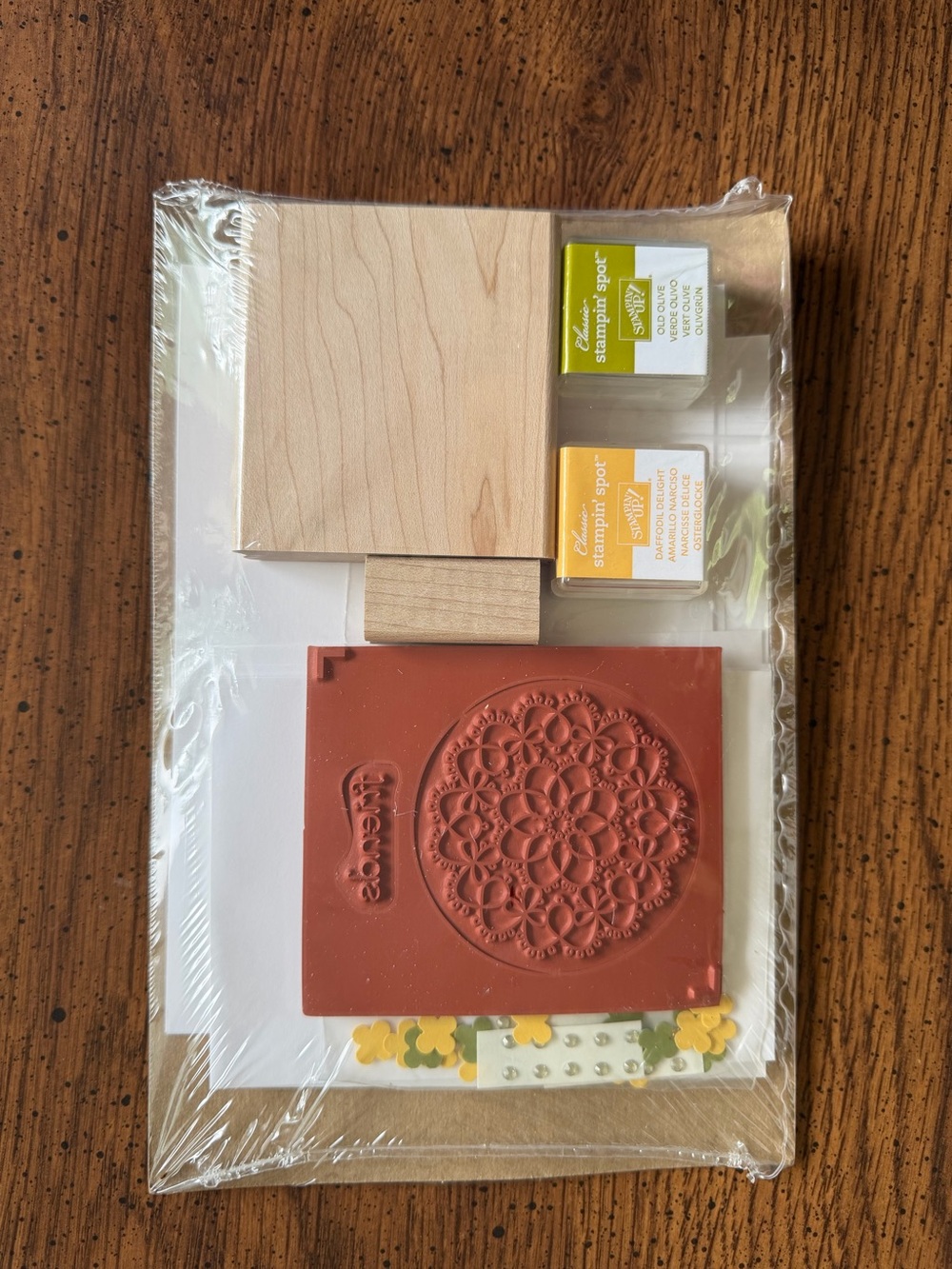 Stampin' Up! Yellow and Green Stampin' Spot Set with Red Rubber Mandala Stamp